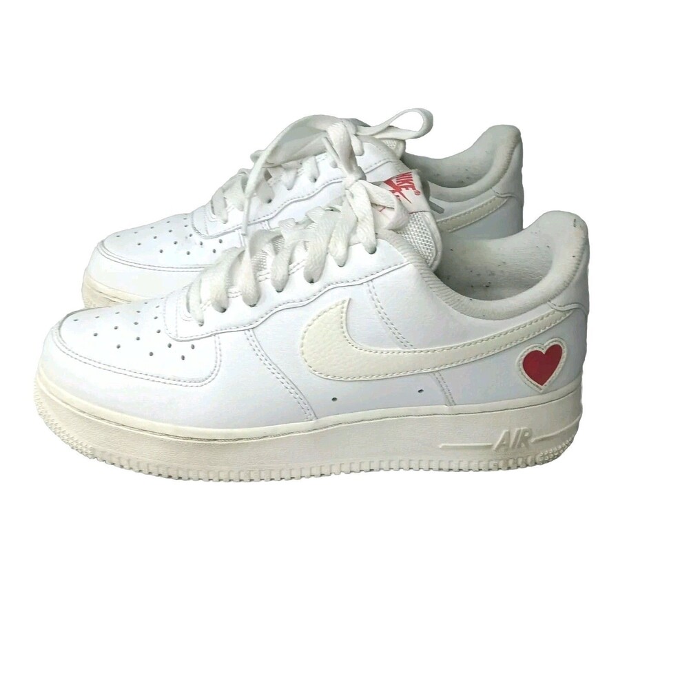 Nike Air Force 1 Low Valentine's Day Men's Size 7 Shoes White Sneakers
